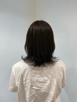 ミディアム カラー カットモデル 🦋熊田 史織のヘアスタイル