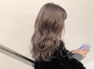 セミロング デザインカラーEir 茶屋町/田村のヘアスタイル