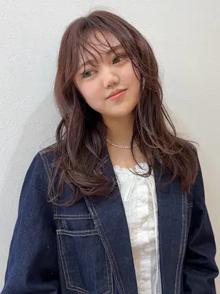 セミロング カラー 駒場 まといのヘアスタイル
