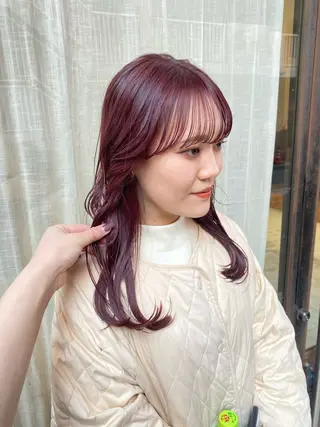 カラー 関 桃萌果のヘアスタイル