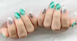 ネイル VIERU YURIのネイルデザイン