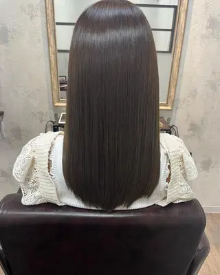 ロング カラー ⚜髪質改善東京 エリア1🏅マコト⚜のヘアスタイル