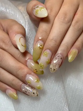 ネイル 福山 千尋のネイルデザイン