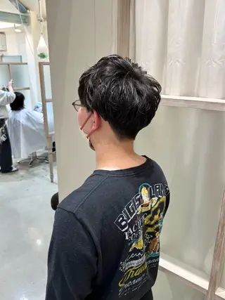 メンズ N,SOL / 岩上 新大のヘアスタイル