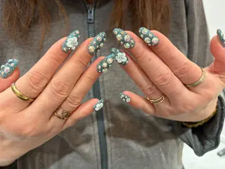 ネイル 前田 萌のネイルデザイン