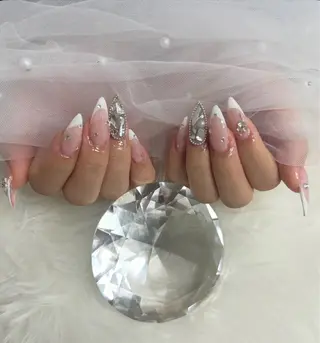 ネイル Luxe nailのネイルデザイン
