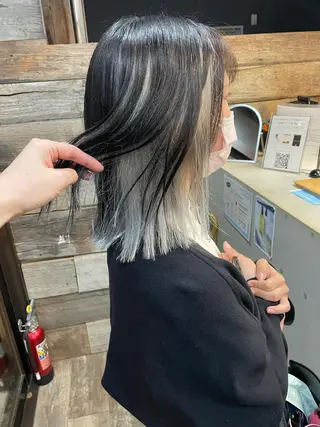 ショート andKおもろまち店 艶ダブルカラー✨のヘアスタイル