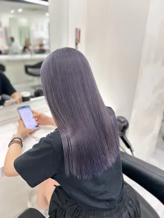 カラー 🤍ハイトーン寒色 🤍MADOKAのヘアスタイル