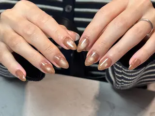 ネイル Yuna 𝝑𝝔*.+゚のネイルデザイン