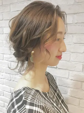 ヘアアレンジ あやか 白髪ぼかしハイライトのヘアスタイル