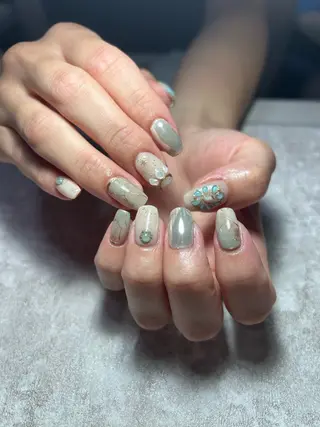 ネイル nailroom sb𓈒𓂂𓏸のネイルデザイン