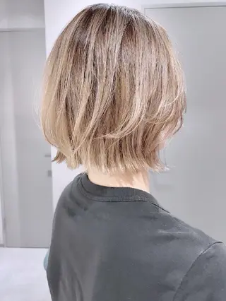 カラー コト ネのヘアスタイル