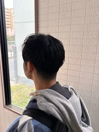 メンズ 岡山メンズパーマ 白神珠梨のヘアスタイル