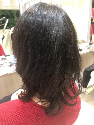 セミロング 似合う髪型見つけます AYAKAのヘアスタイル