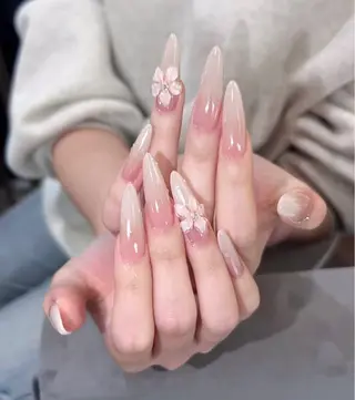 ネイル Dione Nail きよみのネイルデザイン