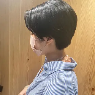 ショート やまもと さえのヘアスタイル