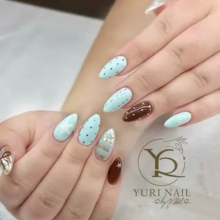 ネイル YURI Nail NARITAのネイルデザイン