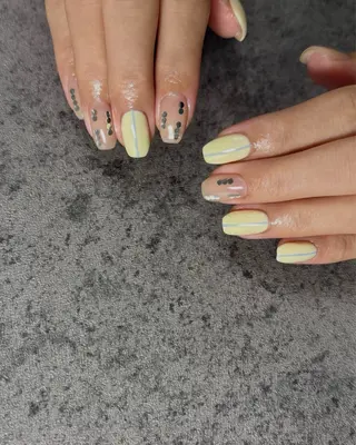 ネイル m-nail 🌙南浦和のネイルデザイン