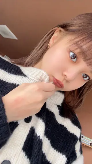 セミロング カラー 盛れ🎀韓国ヘア 美艶🇰🇷なるみのヘアスタイル