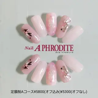 ネイル Nail  Aphroditeのネイルデザイン