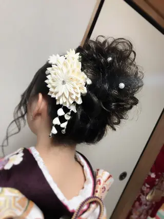 ロング ヘアアレンジ 【カメレオン】 上村 祥子のヘアスタイル