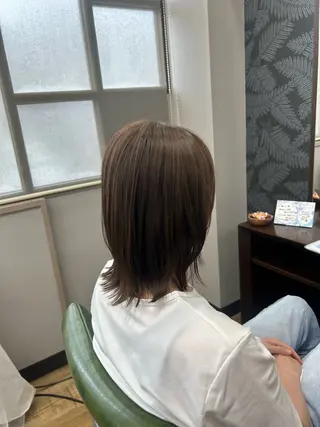 ミディアム 城山 歩のヘアスタイル