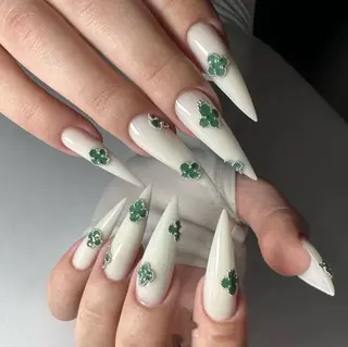 ネイル Aimee Nail Studioのネイルデザイン