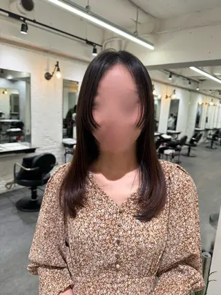 セミロング 赤み無し柔らかカラー 【梅田】madokaのヘアスタイル