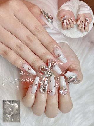 ネイル LE LUXE  NAILSのネイルデザイン