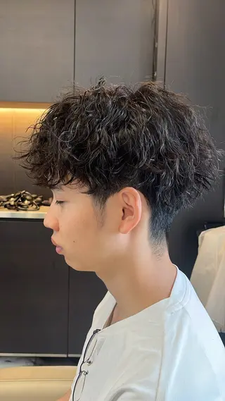 ショート パーマ メンズ LiTA長嶺 小佐井悠未のヘアスタイル