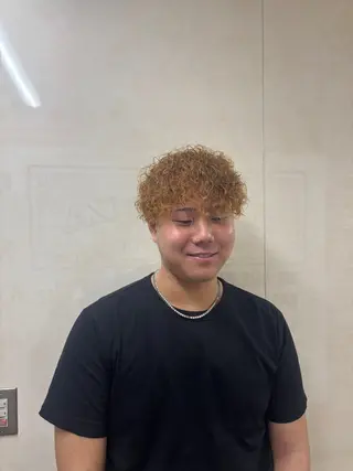 パーマ メンズ 鈴木 楓花のヘアスタイル