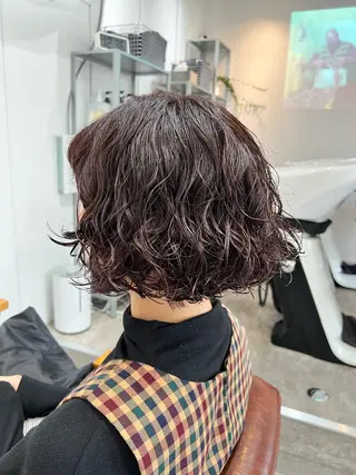 ショート パーマ 松坂 真衣のヘアスタイル