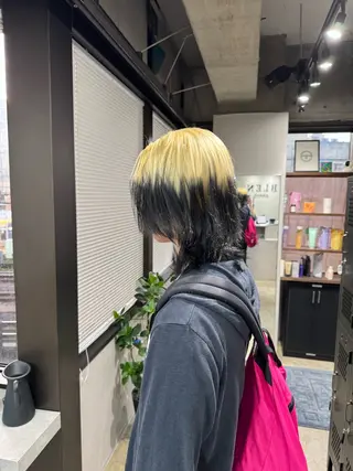 カラー 🪽ハイトーン🏹 ブリーチ🫧海志🍿のヘアスタイル