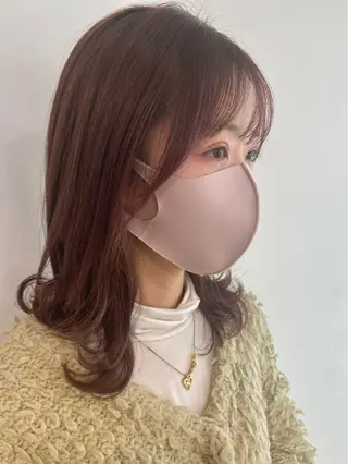 セミロング サトウ ナナのヘアスタイル