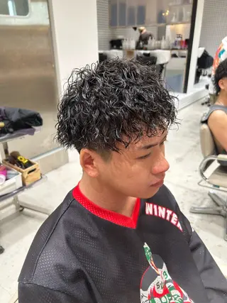 パーマ メンズ 🐲ツイスパ🐲 フェード/龍のヘアスタイル