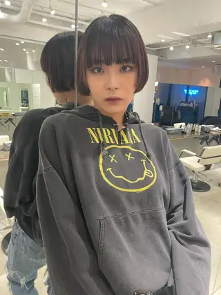 ショート カラー スパイラルパーマ 🌐hina⭐️のヘアスタイル