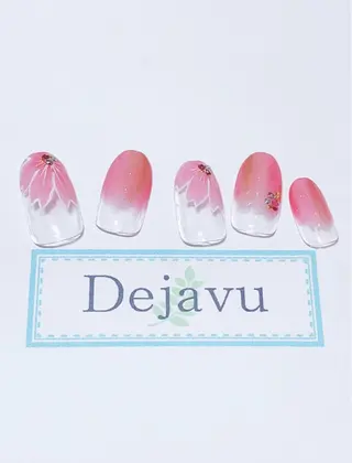 ネイル Nail salon Dejavu 🌿のネイルデザイン