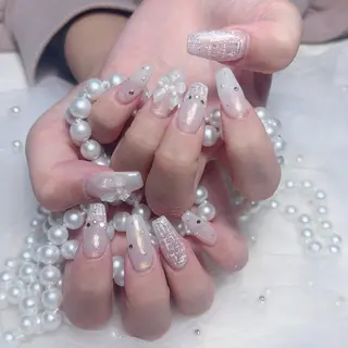 ネイル 🎀M nails✨ ビューティーのネイルデザイン