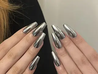 ネイル nana 🤍のネイルデザイン