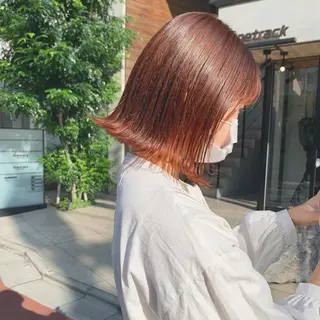 ミディアム カラー ネイル ハイトーンボブ 前田 表参道　グレージュのヘアスタイル
