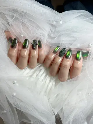 ネイル LAVISH momoneのネイルデザイン