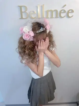 ロング ヘアアレンジ Bellmée Akemiのヘアスタイル