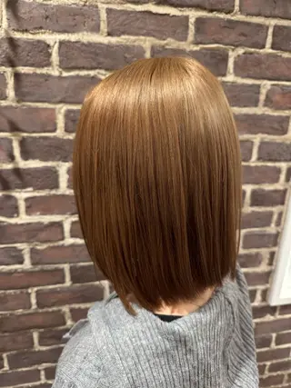 カラー 新井 菜摘のヘアスタイル
