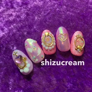 ネイル shizucream 痛デコネイル専門のネイルデザイン