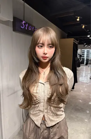 ロング MEI🎀レイヤー 🎀韓国styleのヘアスタイル