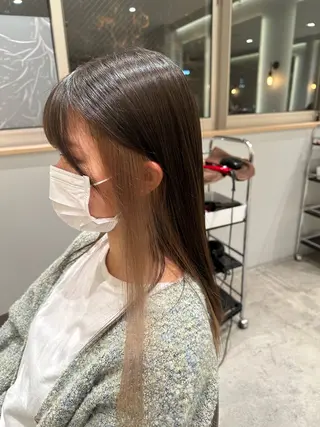 セミロング カラー 髪質改善ストレート 中林優太のヘアスタイル