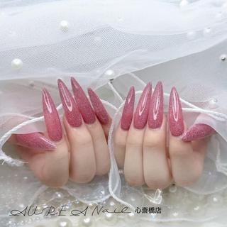 ネイル H-nail ロング/3D/Y2Kのネイルデザイン