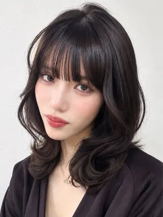 セミロング カラー 【特大SALE✨】 💚モエリ💚のヘアスタイル