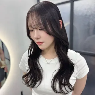 ロング カラー Ren. 🦋デザインカラーのヘアスタイル