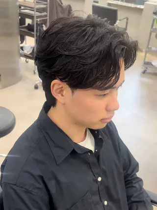 パーマ メンズ 曲がる縮毛矯正 LIBER 岩名のヘアスタイル